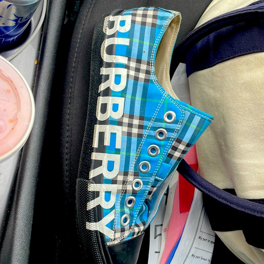 Men Burberry Shoes 42.5